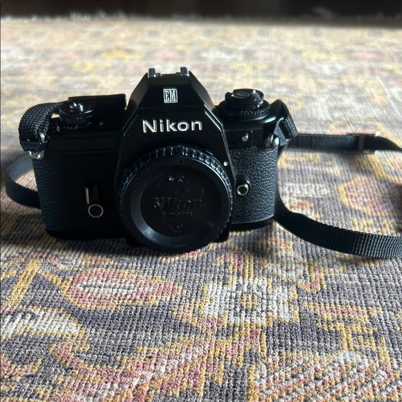 Nikon Other - Nikon EM with strap